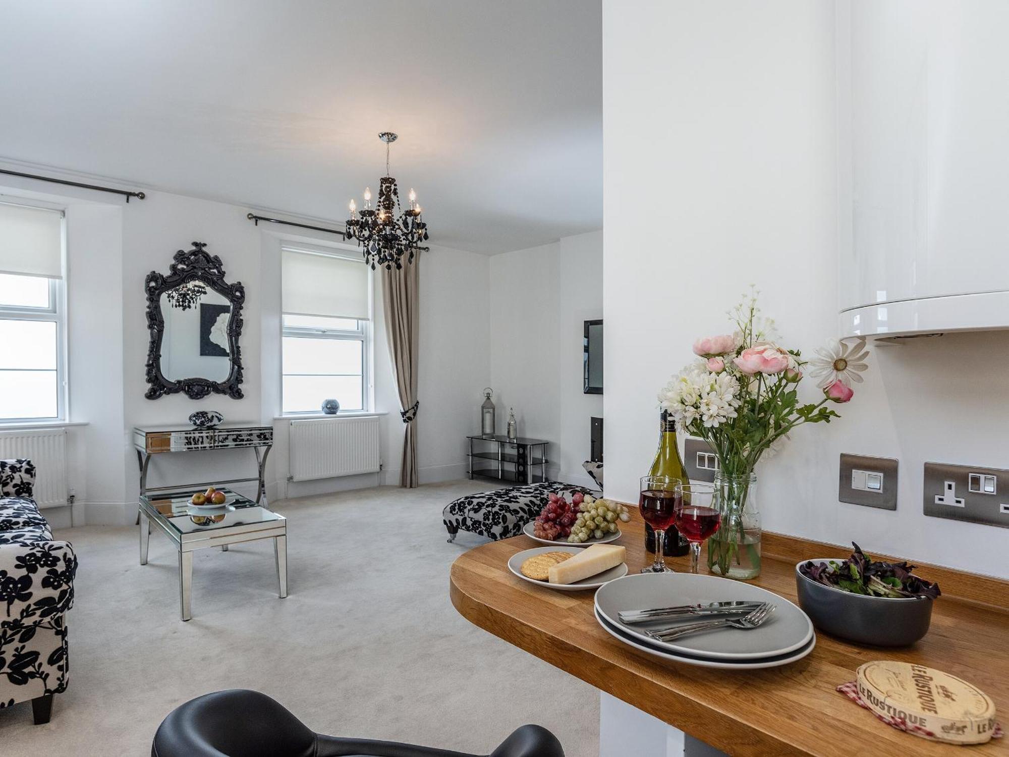 Apartment Babbacombe Bay, *