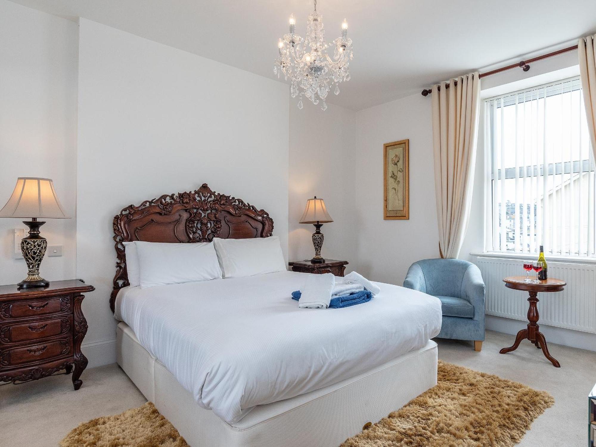 Apartment Babbacombe Bay, *